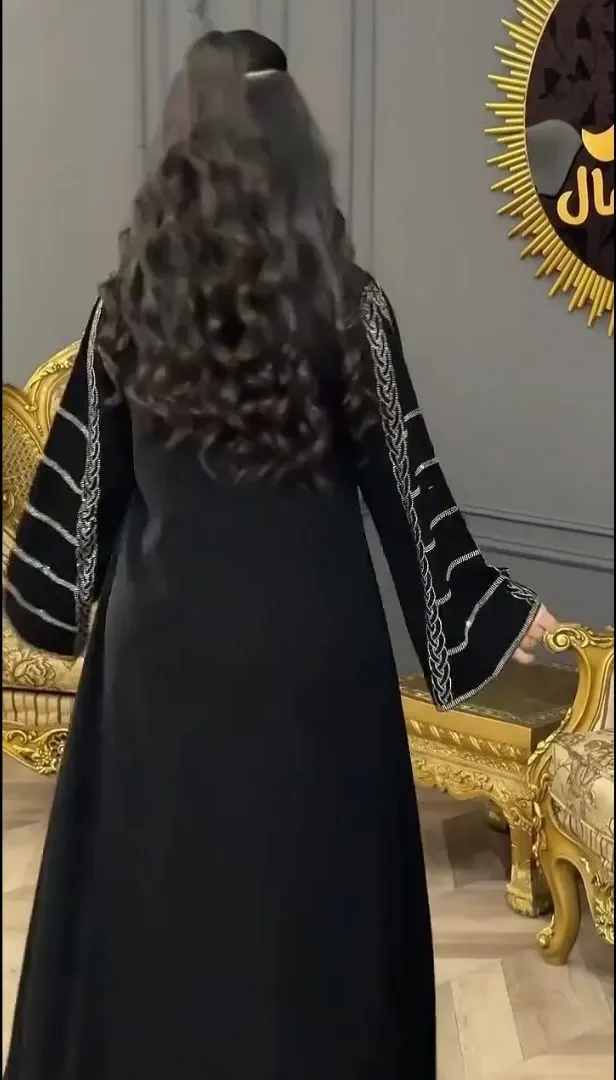 New-Arabian-3Part-Borka-dobaiborkashop-3-e1759934900191.webp