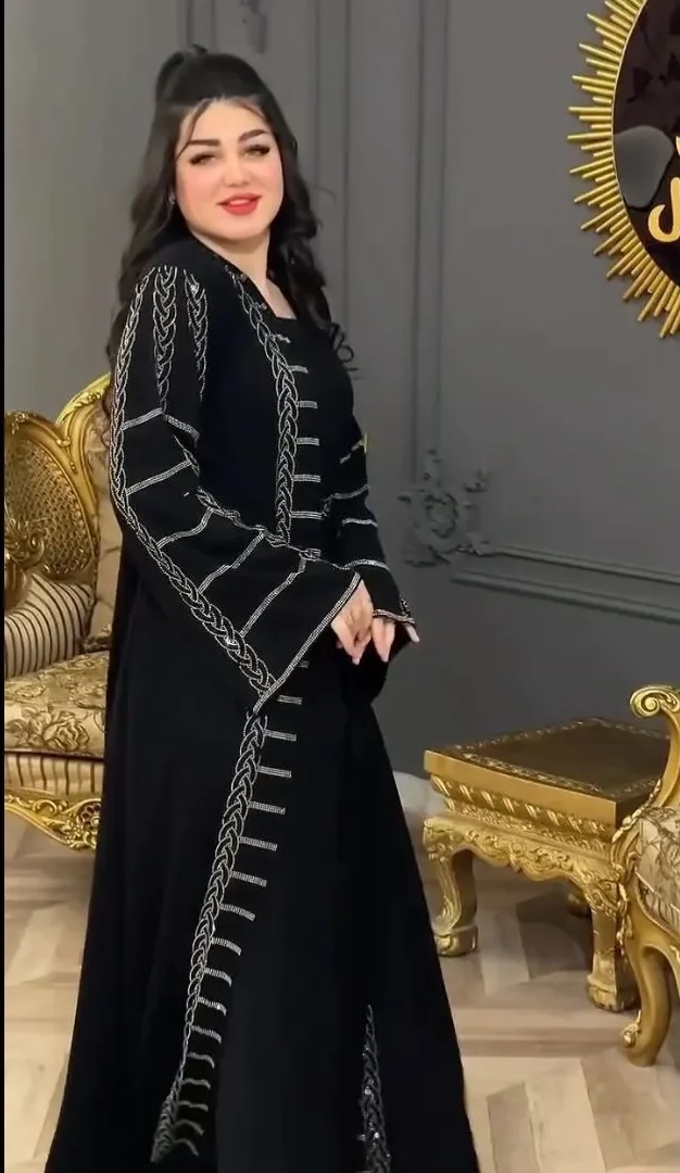 New-Arabian-3Part-Borka-dobaiborkashop-5-e1759934885541.webp